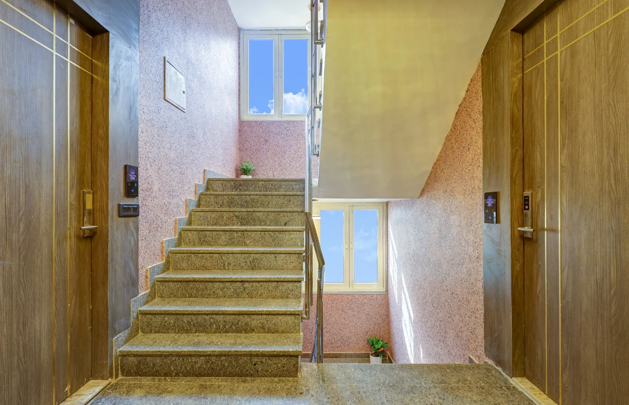  Hotel 3 Image 6