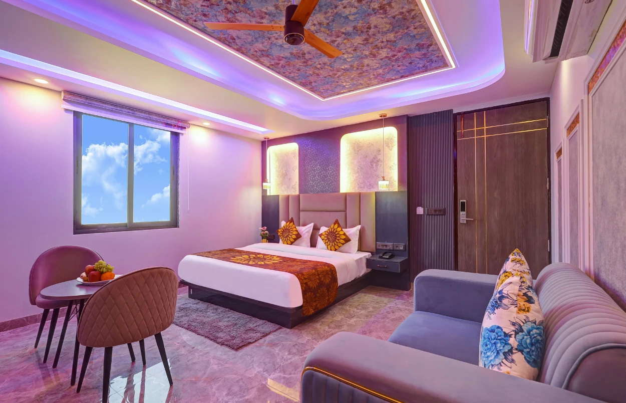  Hotel 3 Image 6