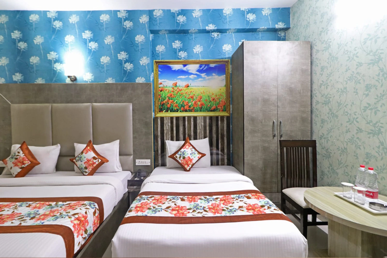  Hotel 3 Image 6
