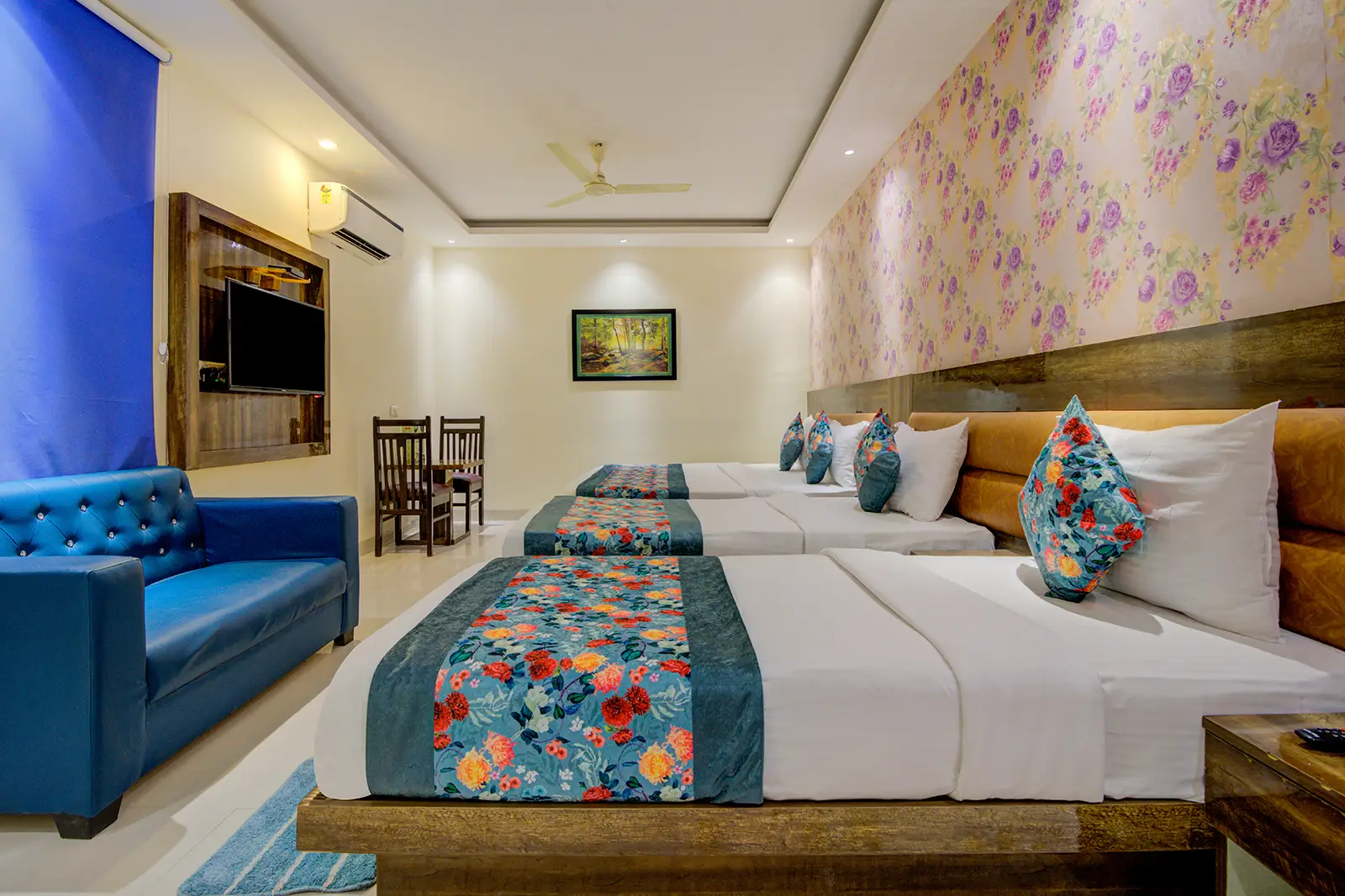  Hotel 3 Image 6