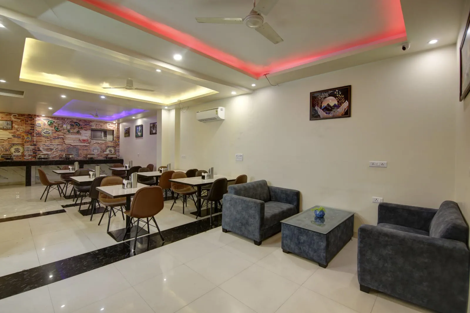  Hotel 3 Image 5