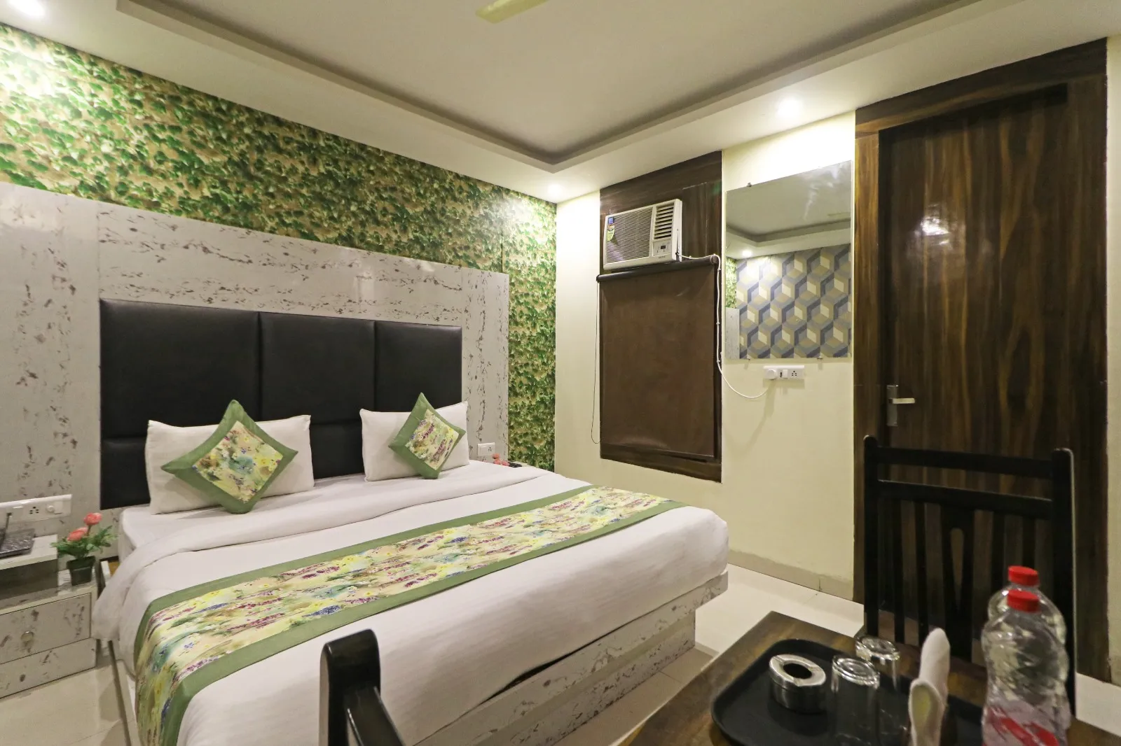  Hotel 3 Image 5