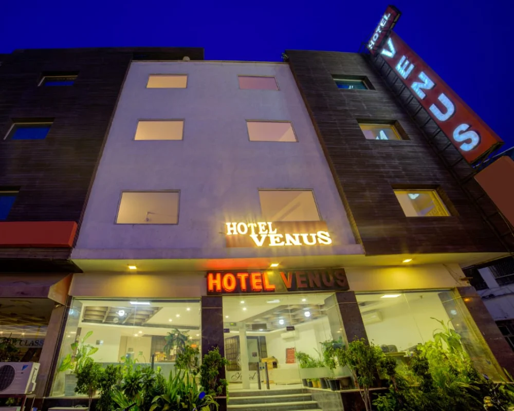Hotel Venus Plaza Near IGI